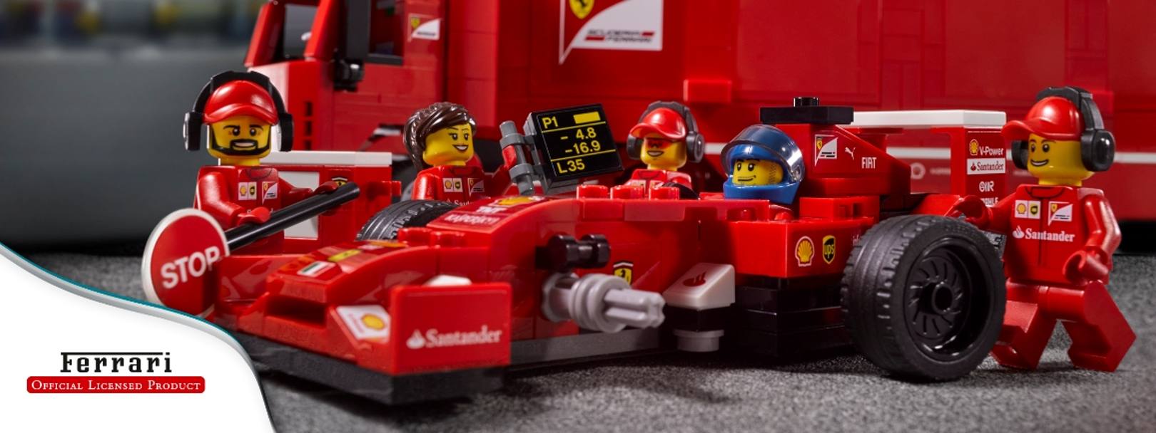 La Ferrari F.1 F14 T al pit-stop completa di meccanici e camion d’assistenza